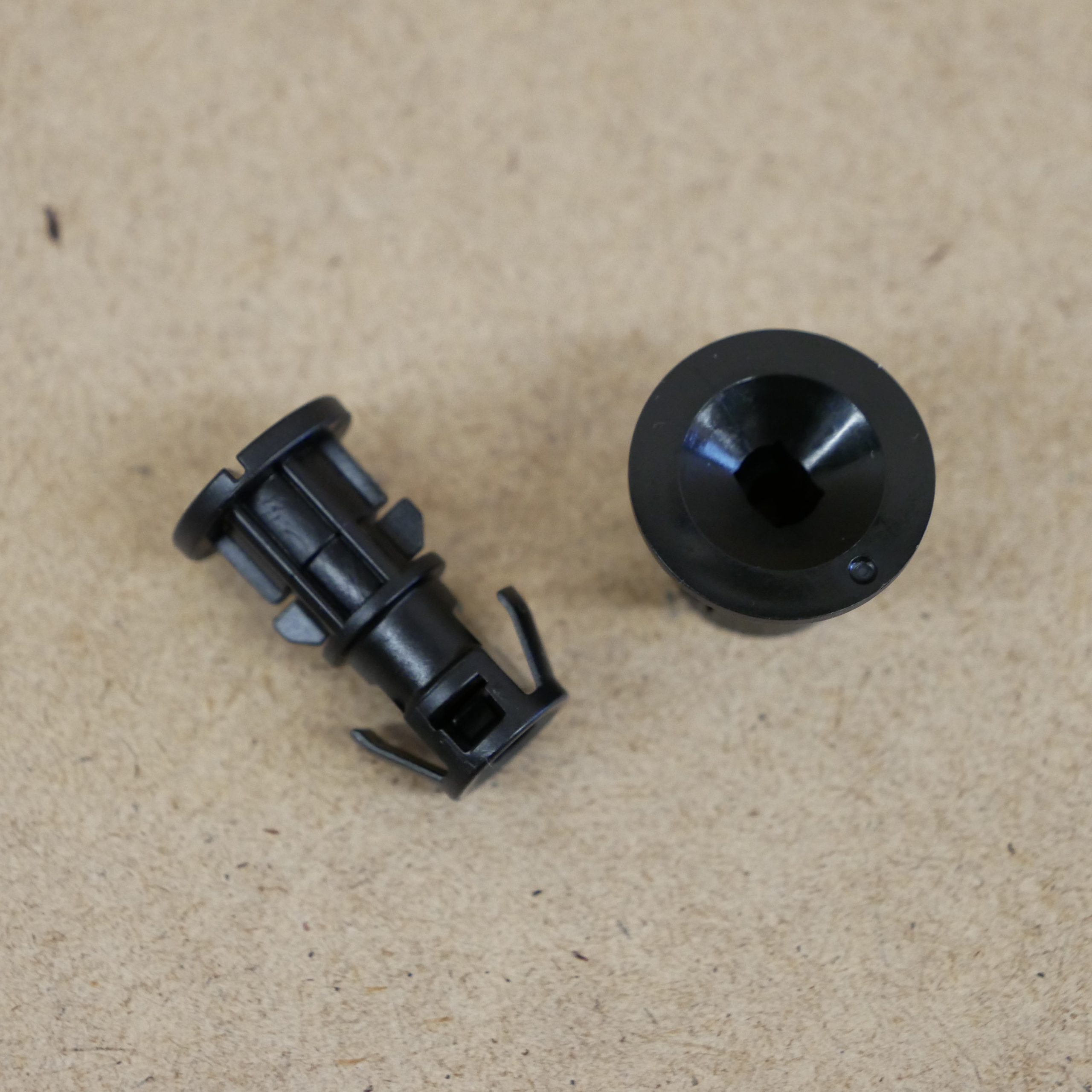 Toyota LandCruiser J7 Ablage Fußraum Pedal Fußablage Reparatur Set Toyota LandCruiser J7 Ablage Fußraum Pedal Fußablage Reparatur Set