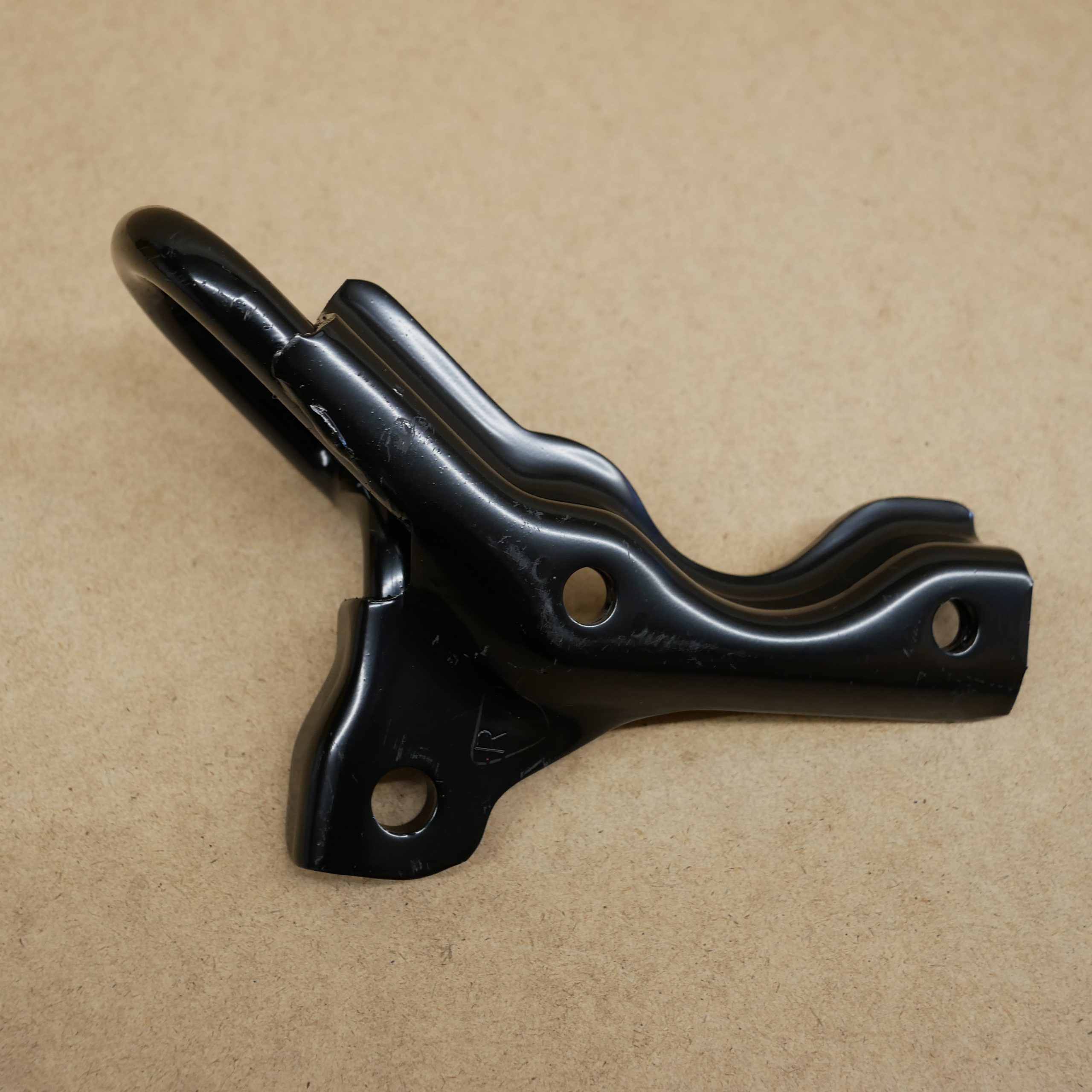 Toyota Land Cruiser J7 Abschlepphaken Recovery point Original Anschlagpunkt Bergung Toyota Land Cruiser J7 Abschlepphaken Recovery point Original Anschlagpunkt Bergung