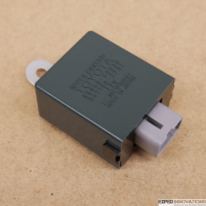 Toyota LandCruiser J7 Relais Relay Scheibenwischer front wiper