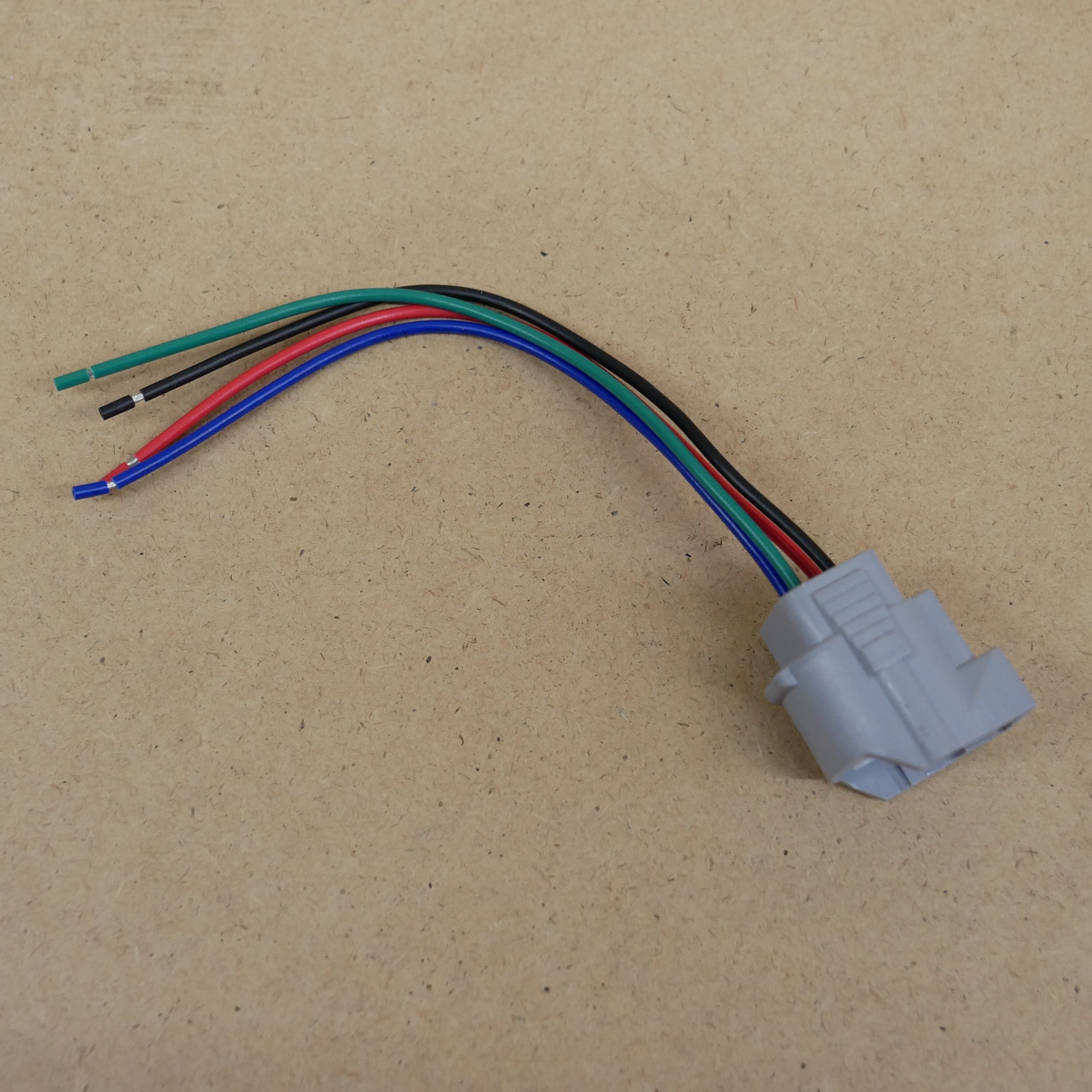 Stecker Heckleuchte in Stoßstange Rücklicht Toyota LandCruiser J7 BJ LJ HZJ GRJ PZJ Stecker Heckleuchte in Stoßstange Rücklicht Toyota LandCruiser J7 BJ LJ HZJ GRJ PZJ