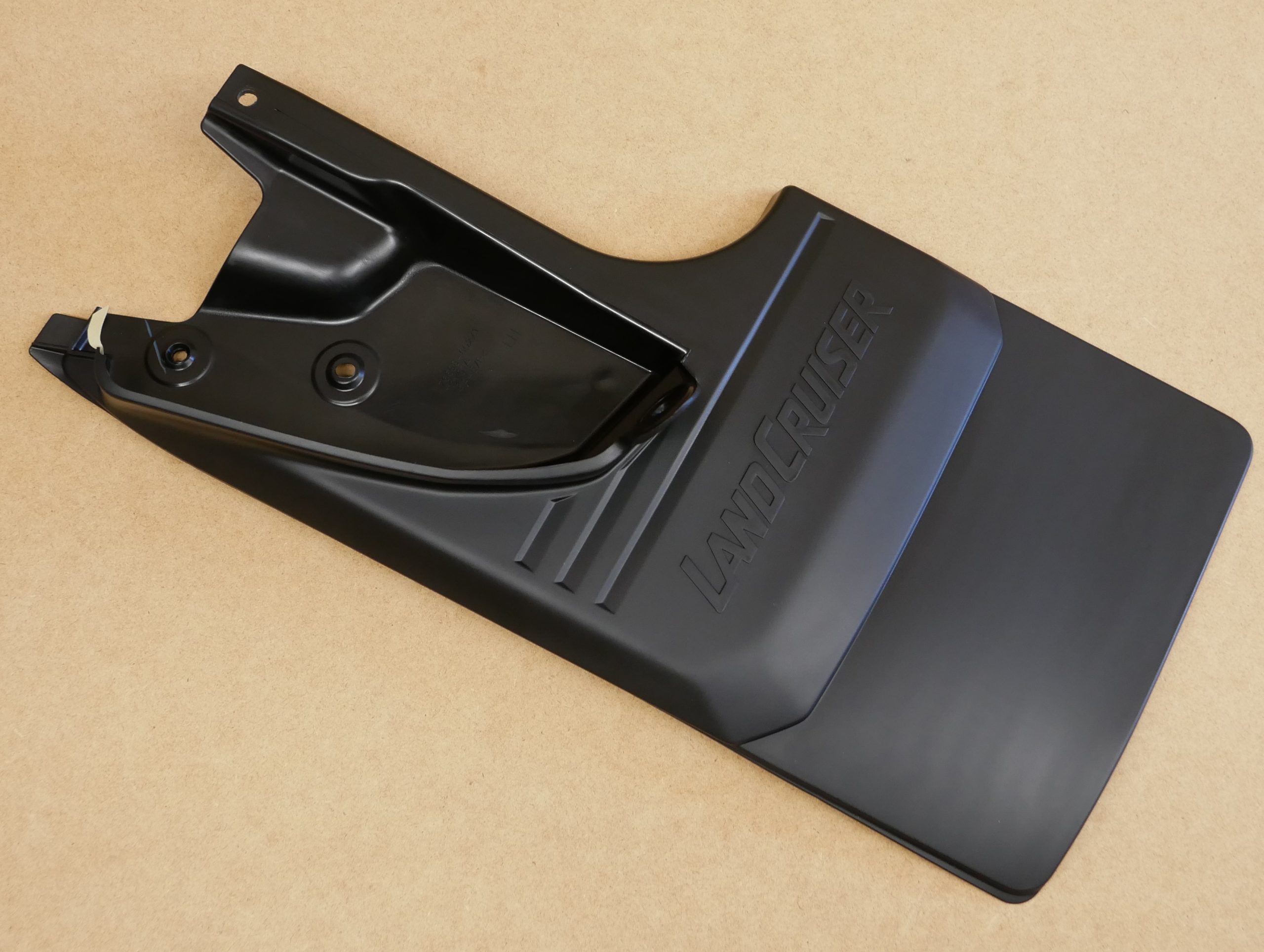 Schmutzfänger / Mud-Guard hinten Links LandCruiser 76